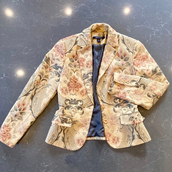 ✨Insight Nordstrom Luxurious Blazer✨ - Picture 7 of 13